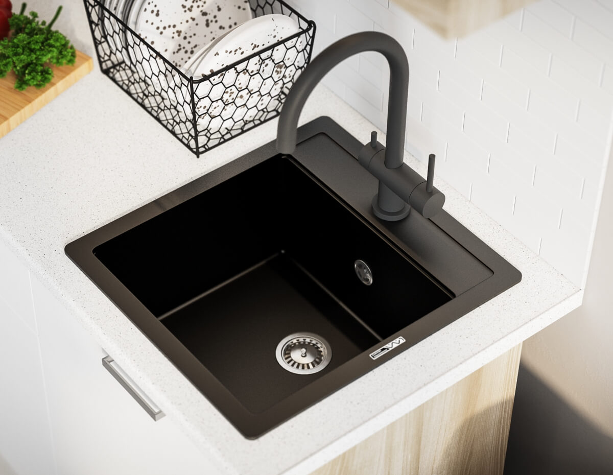 В эту кухню можно установить современную мойку со смесителем и сифоном, которые продаются отдельно.